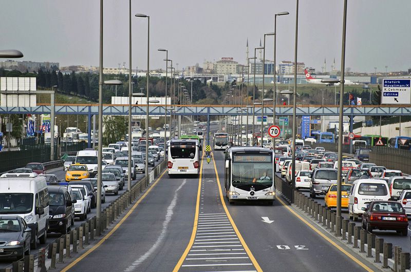 Dedicated Median Bus Lanes | National Association Of City ...